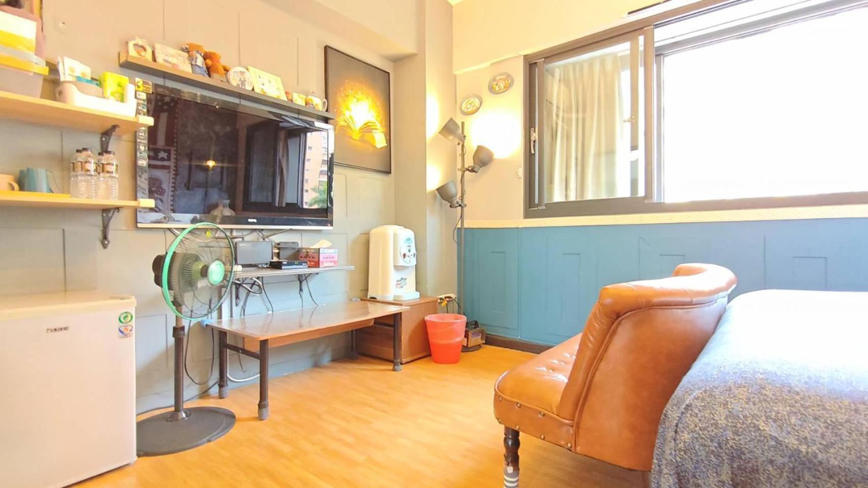 一中喵喵 有統編收據 Hotel Taichung Bagian luar foto